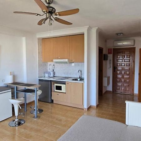 Estudio En Torrevieja A 700 M Del Mar Экстерьер фото