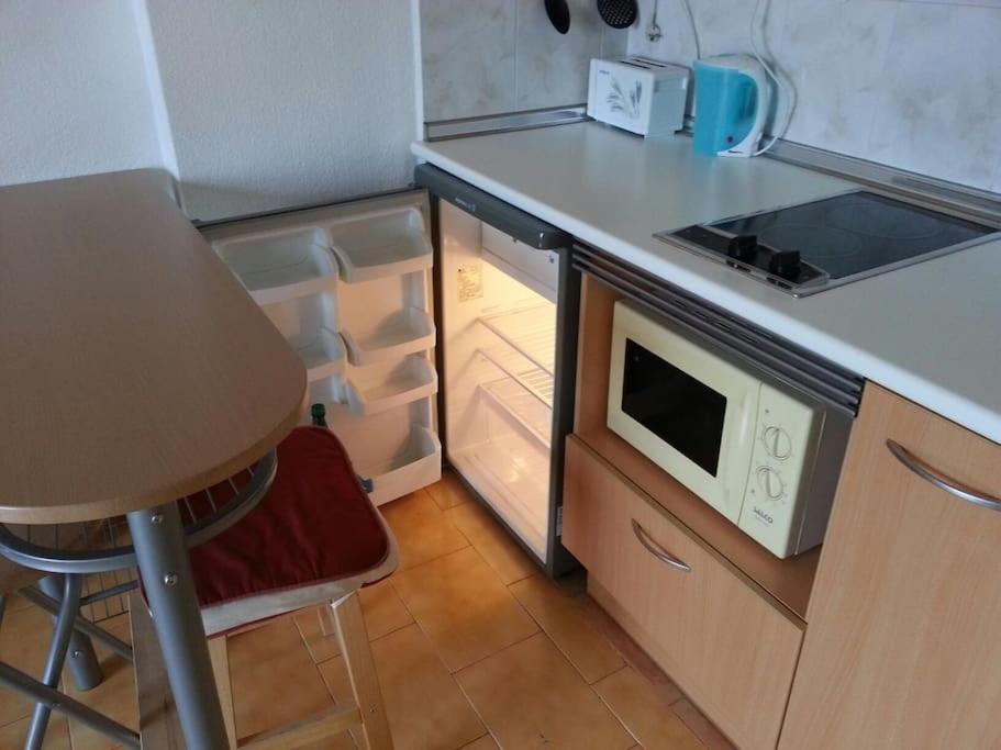 Estudio En Torrevieja A 700 M Del Mar Экстерьер фото